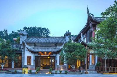 150家頂尖民宿酒店品牌，一場(chǎng)總價(jià)值900億的峰會(huì) 30家資本方匯聚，打開(kāi)美麗新世界的大門(mén)